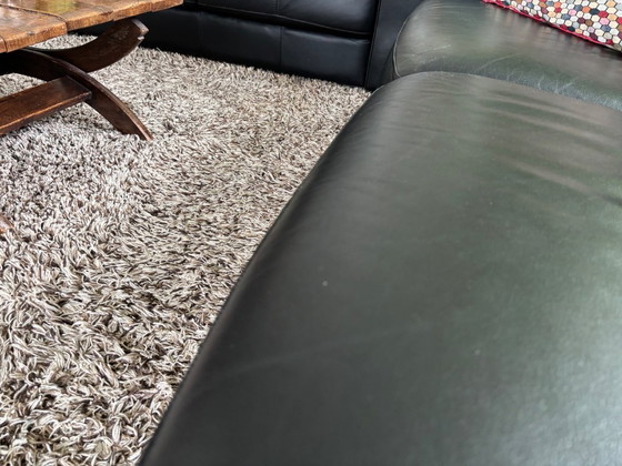 Image 1 of Black leather 2.5 and 3-seater sofa, 4 years old