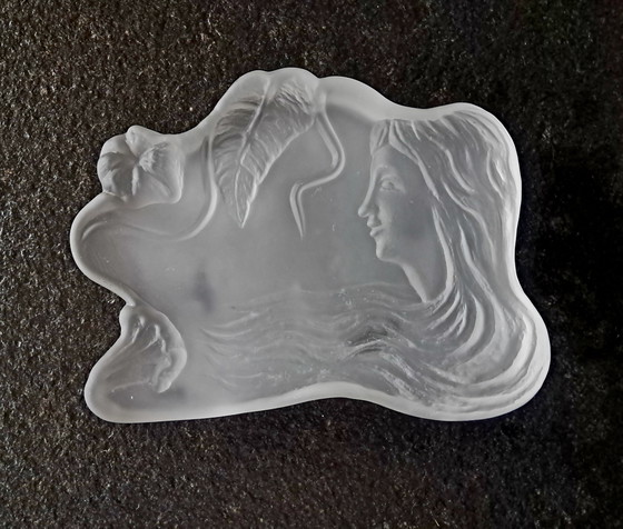 Image 1 of Seltene Art Deco Skulptur / Platte Mit Ringen