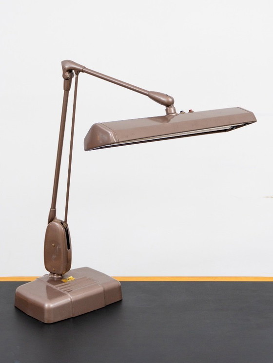 Image 1 of Lampe articulée Dazor 2324 Industrial Desk Drafting Architect Work, années 1950