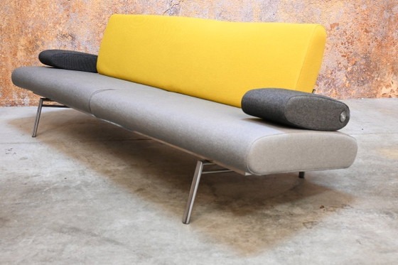 Harvink Armslag Design-Sofa aus Kvadrat Hallingdal-Stoff – 3-5 Sitzer Sofas, Metal (photo 9 of 12)