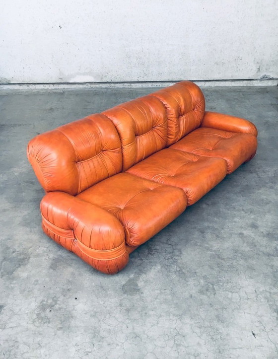 Image 1 of 1970's Midcentury Modern Italian Design by Adriano Piazzesi Leather 3 Seat Sofa