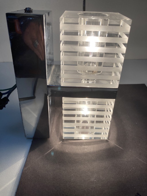 Modern halogen wall lamp in glass and chrome metal