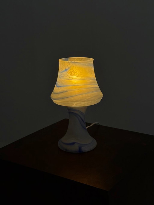 Lampe de table en verre vintage conçue par Monica Backström pour Kosta Boda