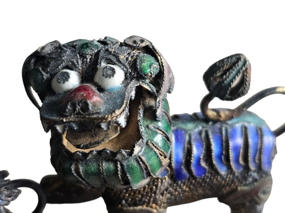 Image 1 of Foo (Fu) dogs -  Filigraan - Emaillen -  cloisonné - miniatuur -  zilver - verguld  ~ 3 stuks - Chinese sieraden ~ 20e eeuw