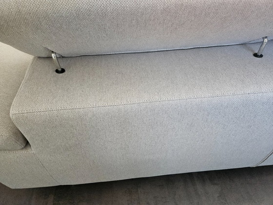 Image 1 of Nibbio lichtbeige 3-zitsbank! 3 maanden oud.