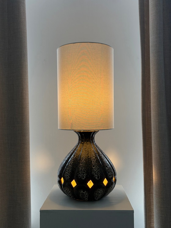 Vintage West Germany ceramic table lamp – Dual light design (photo 3 of 8)