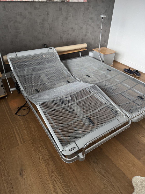Auping Royal double bed 180 × 200 cm – electrically adjustable complete set – Metal, Wood (photo 15 of 15)