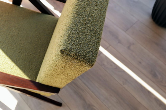 Image 1 of Vintage fauteuil mosgroen bouclé zigzag MCM 