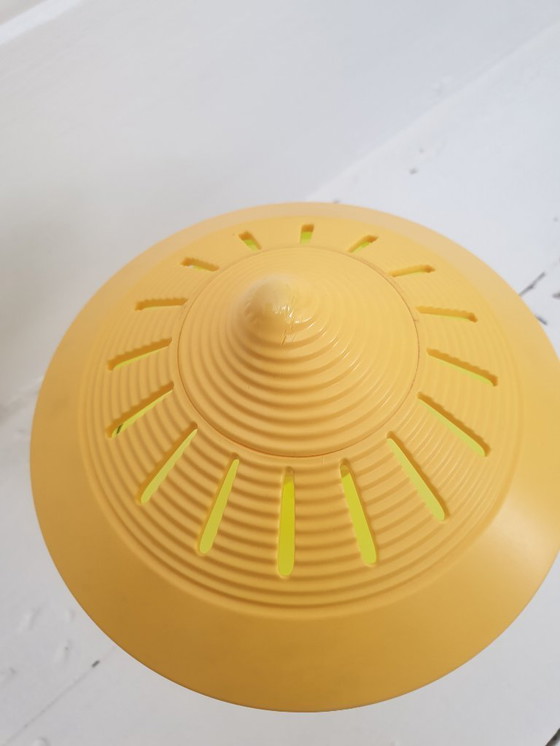 Image 1 of Spremiagrumi Alessi al mandarino di Stefano Giovannoni