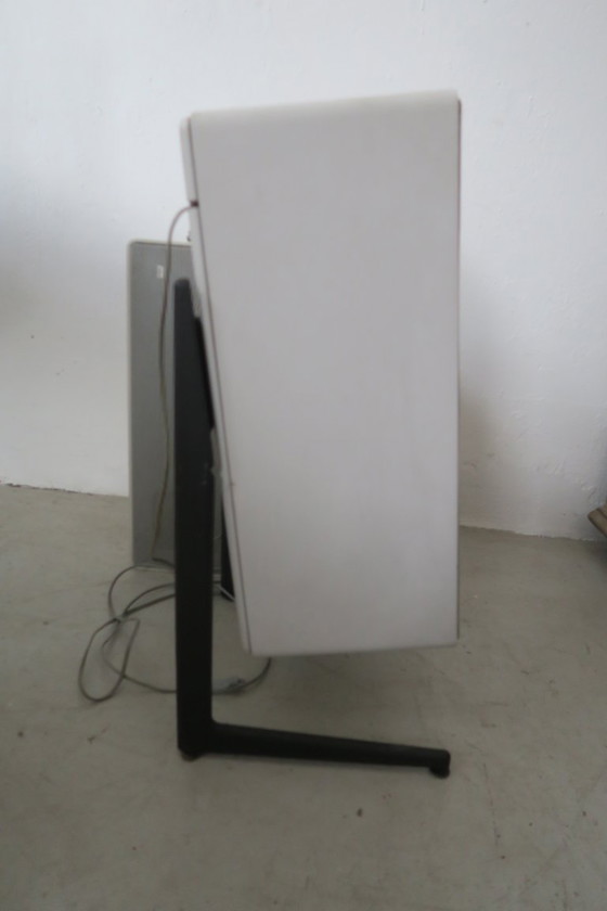 Image 1 of 2 altavoces L710 de Dieter Rams para Braun