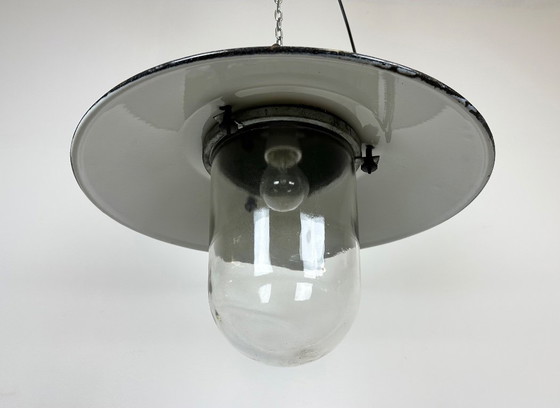 Image 1 of Lampada a sospensione industriale in smalto grigio, anni '60