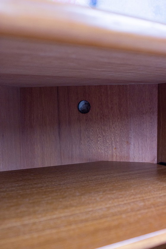 Image 1 of Vintage teakhouten hoekcommode/dressoir/hoekkast, Deens, midden 20e eeuw