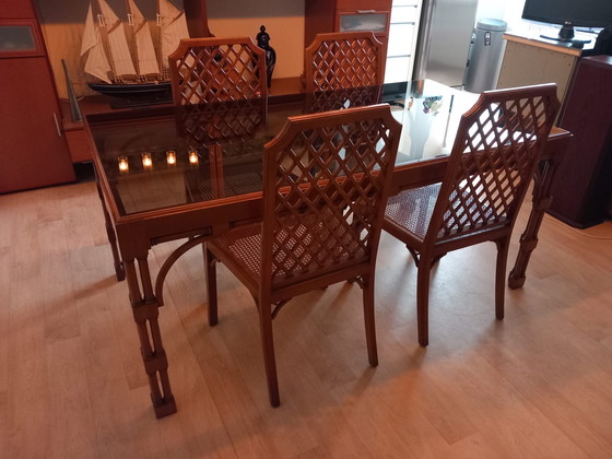 Image 1 of Vintage eethoek in de Chinese Chippendale-stijl, ook wel bekend als Chinoiserie.