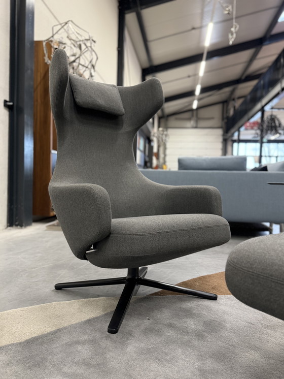 Image 1 of Vitra Grand Repos con poggiapiedi grigio melange