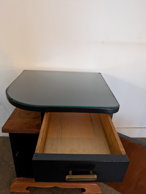 Image 1 of TV cabinet with matching (bedside) tables