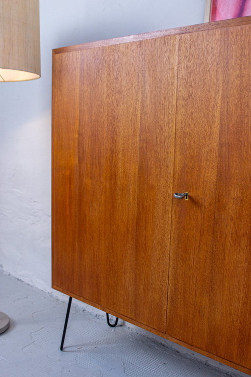 Mobile vintage in teak, credenza alta, cassettiera, noce, metà del secolo scorso, anni '60