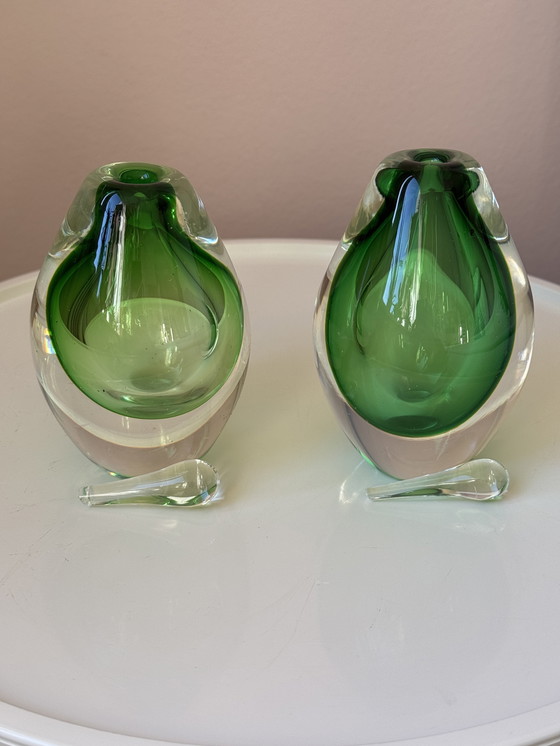 Image 1 of Set di bottiglie di profumo in vetro vintage, a forma di pera/goccia, verde – design scultoreo