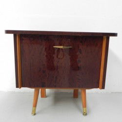 2 tables de chevet vintage