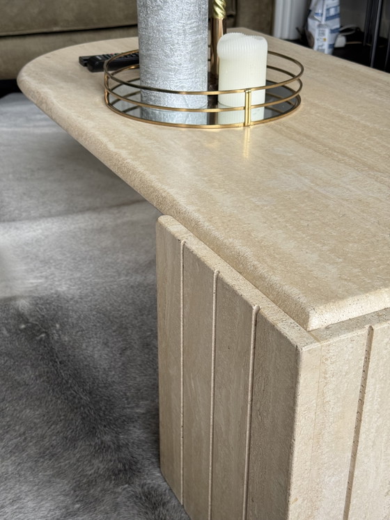 Travertine coffee table (Italy, 1980s) – Stone (photo 4 of 8)