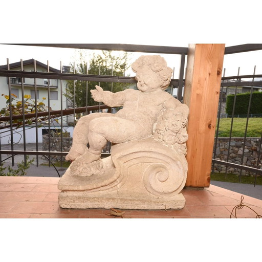 Putto italien en pierre sculptée de la fin du 19e siècle