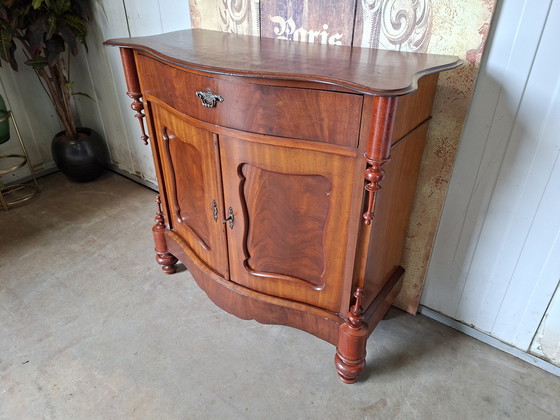 Image 1 of Armario antiguo holandés de caoba con pedestal, cómoda, cajonera, dimensiones: 78 x 39 cm y 79 cm de alto.