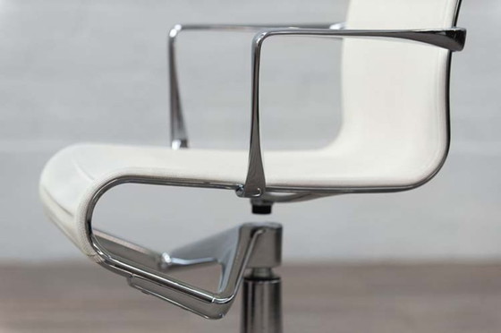 Image 1 of Silla de reunión Alias ​​Meetingframe 44