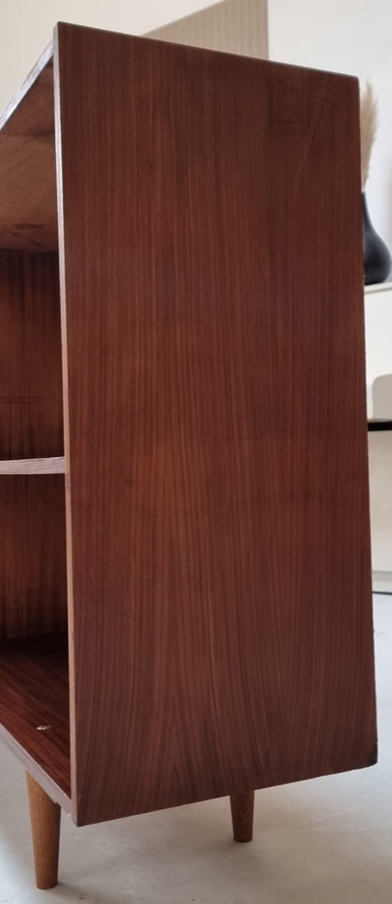 Image 1 of Librería de mediados de siglo