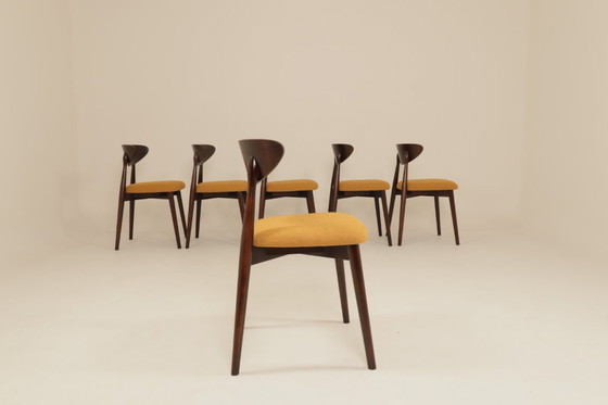 Image 1 of Lot de 6 chaises de salle à manger scandinaves moutarde bouclé 