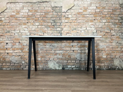 Steelcase B-Free Tavolo Alto – Bianco Nero | J.L. Iratzoki
