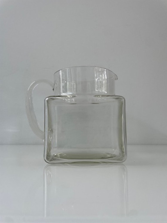 Image 1 of Jarra de cristal de diseño, forma cúbica, 1,5 L, soplada a mano.