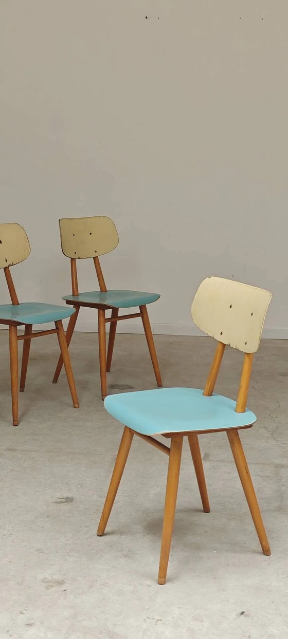 Lot de 4 chaises en bois bleu clair TON Bystrice (Thonet), lot 2. – Chaises de salle à manger, Wood (photo 4 of 22)