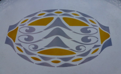 Bandeja ovalada grande de estilo Art Déco, pieza decorativa poco común.