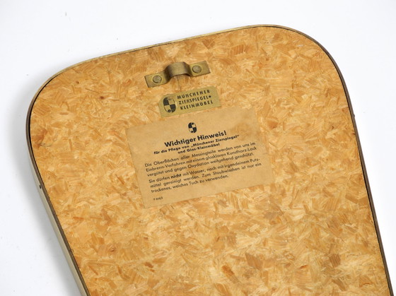 Image 1 of Prachtige kleine massief Mid Century messing wandspiegel van Münchener Zierspiegel