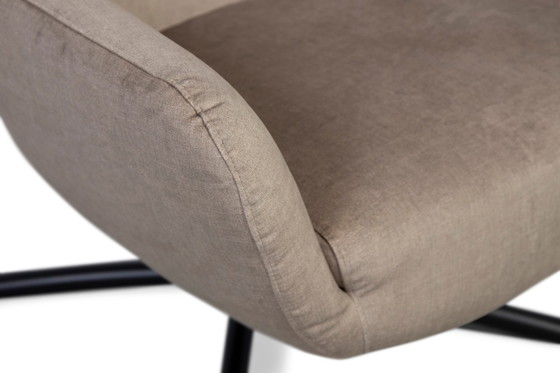 Image 1 of Bree's New World Layla armchair