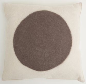 1x M&Otto Design Cushion Ruby