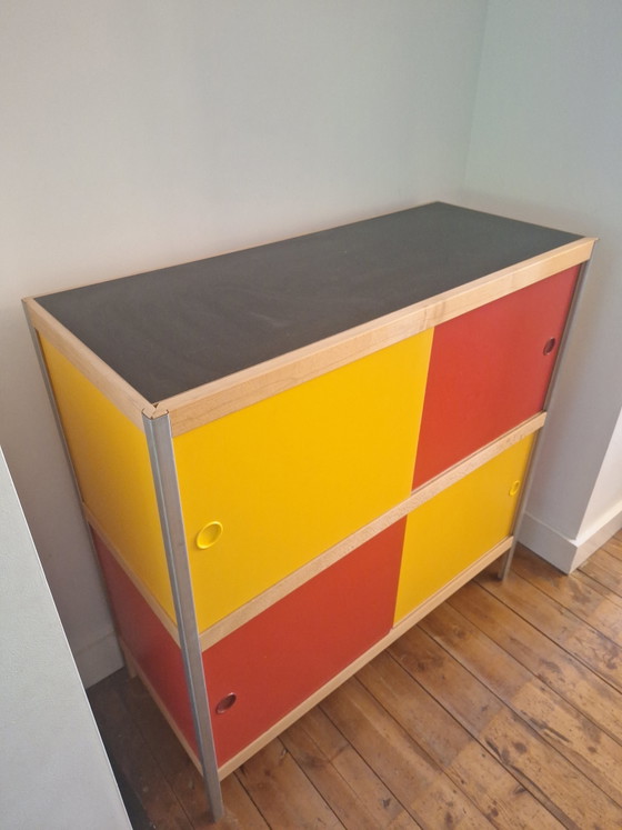 Armadio rosso e arancione Kewlox – Mobili contenitori, Mdf, Metal (photo 3 of 5)
