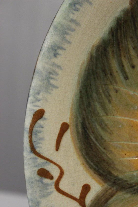 Image 1 of Puidgemont - Gran plato de pared con motivo de peces, terracota vidriada, España, siglo XX