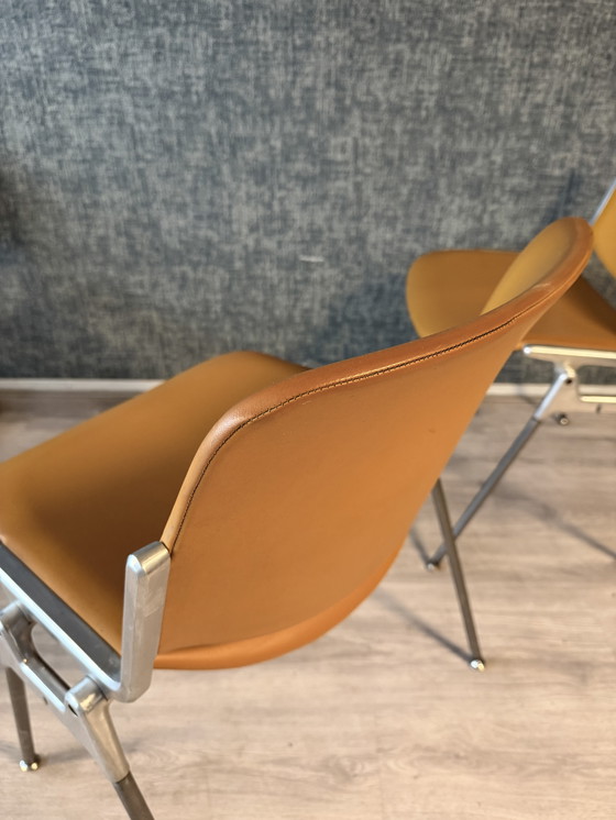 Image 1 of 2 sillas Dsc106 de Giancarlo Piretti para Castelli, década de 1960