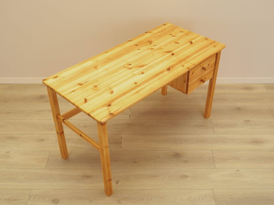 Scrivania danese in legno massello di pino con piano regolabile e cassetti, risalente agli anni '90. (photo 10 of 21)