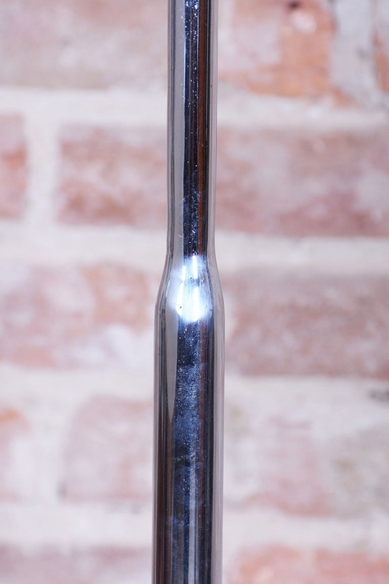 Lámpara de pie Bauhaus restaurada, de Hana Kučerová-Záveská, nogal, checa, años 30 – Lámparas de pie, Glass (photo 2 of 12)