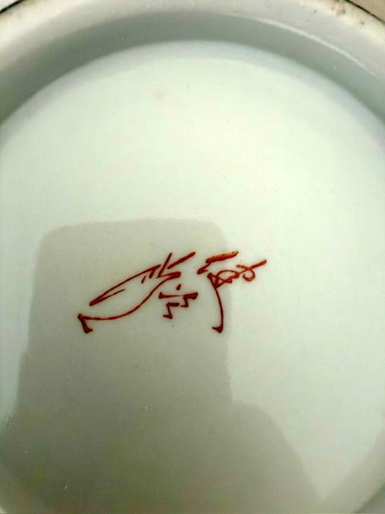 Image 1 of Kutani vase, made by Kenjiro Ota, polychrome and gold decorated vase, "Iris"