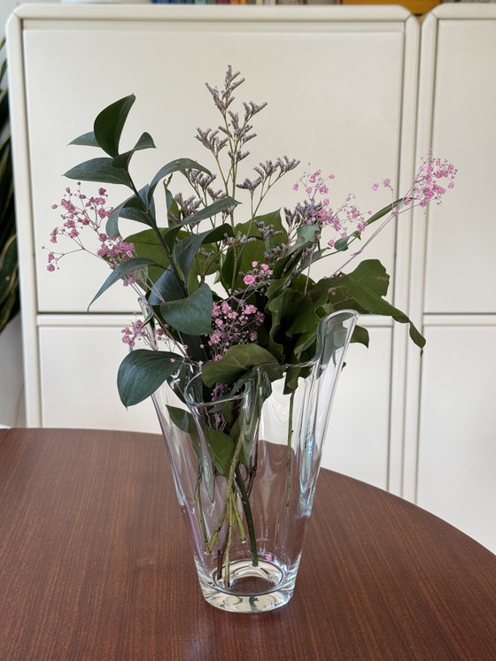 Image 1 of Vintage handkerchief vase, clear glass