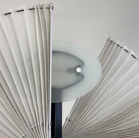 Image 1 of ‘Butterfly’ vloerlamp, Flos, jaren 80