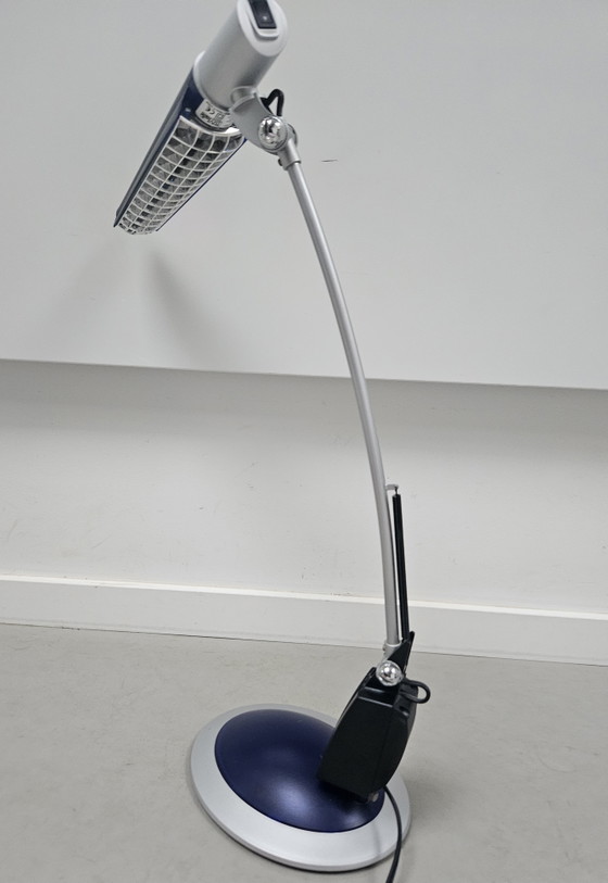 Image 1 of Postmoderne Schreibtischlampe von H.T. Huang für Huangslite