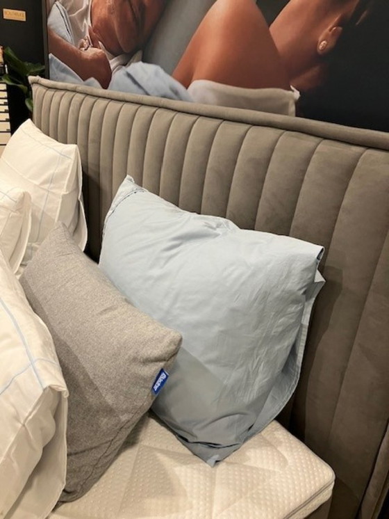 Image 1 of Linea Boxspring Auping 200x220