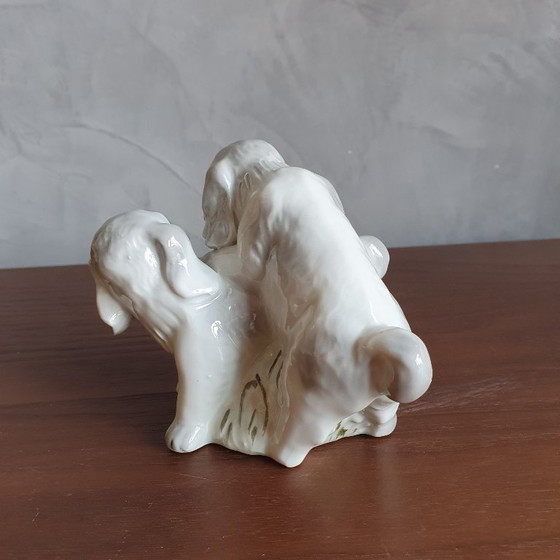 Image 1 of Vintage Puppies Spaans Porselein van Sanbo uit de Jaren 80