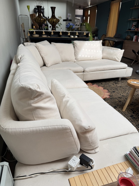Image 1 of Natuzzi design lounge corner sofa cream