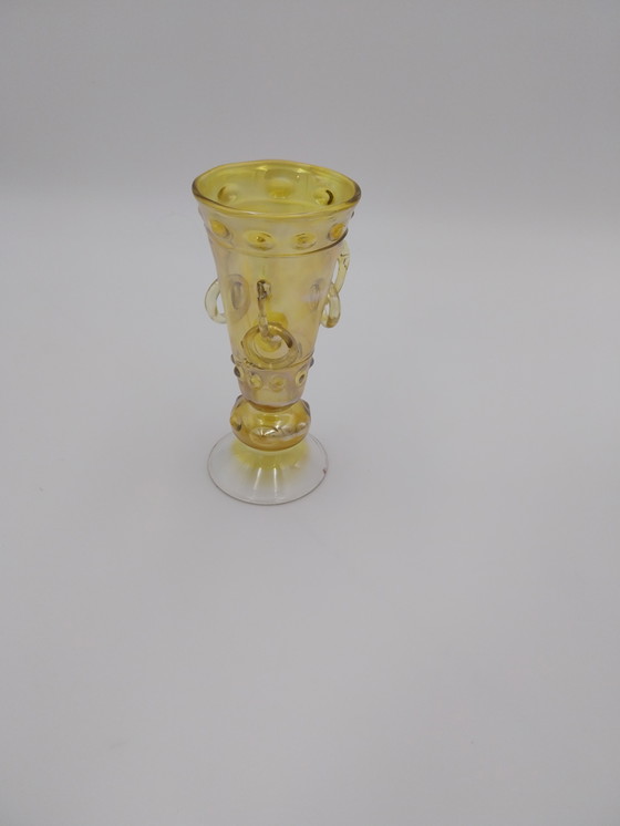 Image 1 of 1 x vaso anular de vidrio amarillo 1900