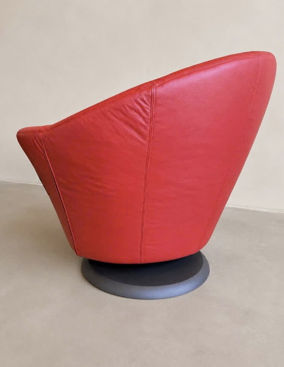 2 poltrone girevoli di design Giorgetti Arabella in pelle rossa – Sedie girevoli (photo 7 of 7)