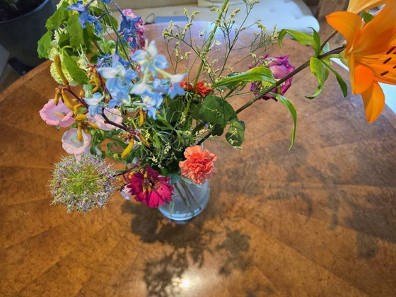 Image 1 of Beautiful vintage table with a diameter of 180 cm (unique!)